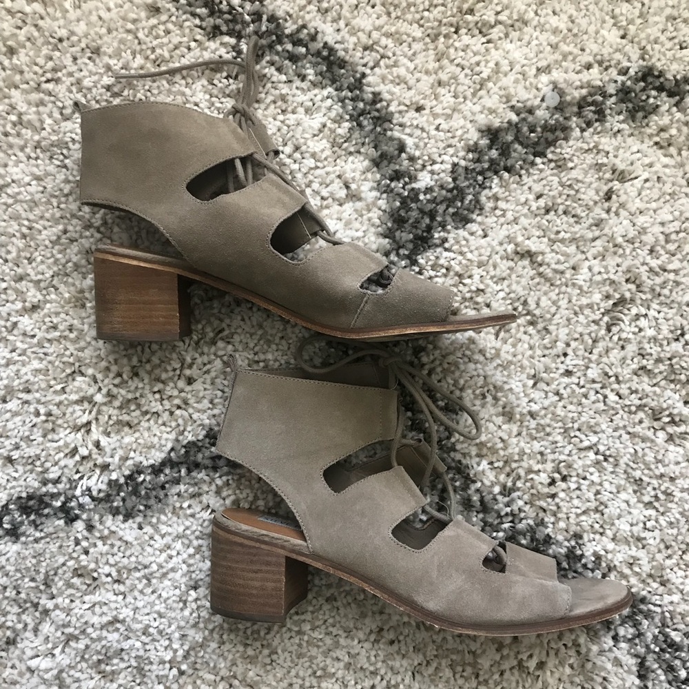 Steve Madden ‘Alpassa’ Cage Sandal